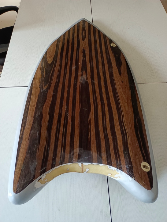 冲浪尾波板 水上滑板 东西没有用过，再惠阳...