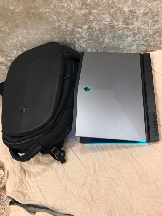 外星人15R4 处理器i7-8750六核十...