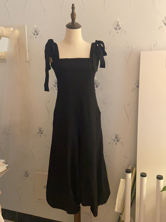 张大奕黑色连体裤