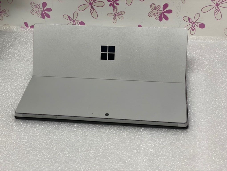 微软PRO6 PC平板二合一电脑四核i5带...