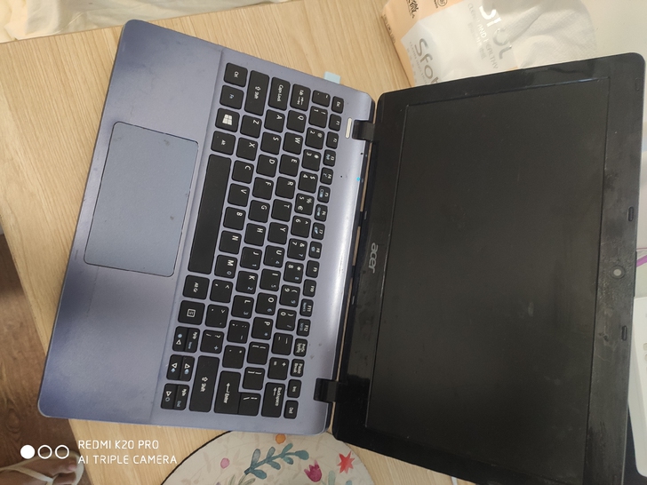 Acer笔记本电脑，见图 摄像头被我弄坏了