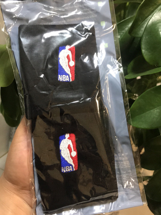新款耐克NBA运动护腕，全新吸汗透气护腕，...
