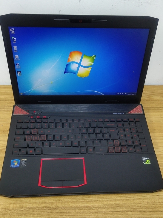 机械革命i7四核游戏本笔记本，15寸高分屏...