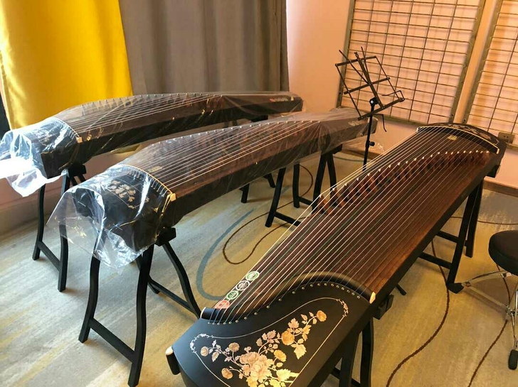 650元包邮 古筝