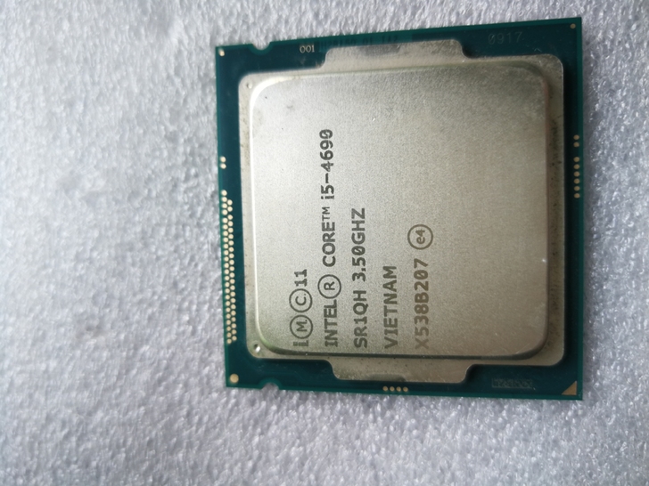 I5 4690 CPU，研华工控机拆机