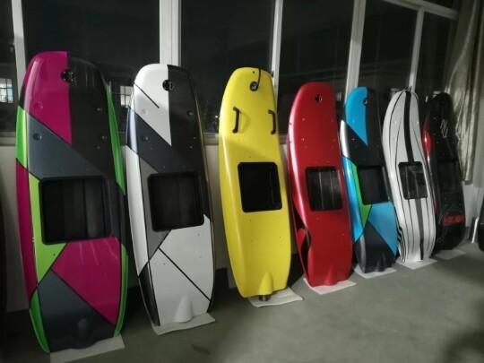 水上玩具，动力滑板，动力冲浪板，冲浪板，电...