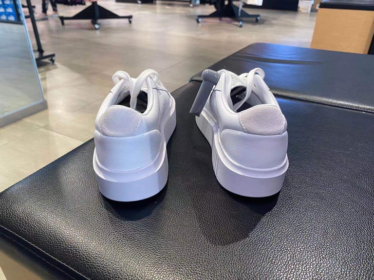 阿迪达斯adidas 三叶草 adidas...