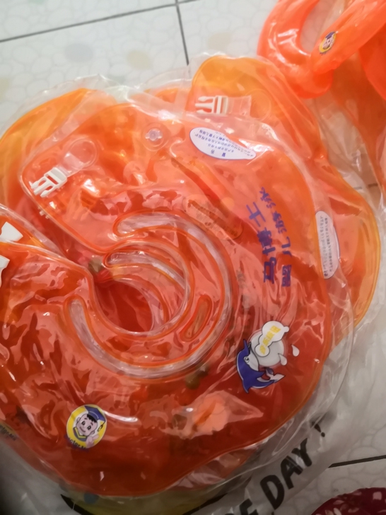 母婴店清仓，全新马博士婴幼儿游泳圈 脖圈，...
