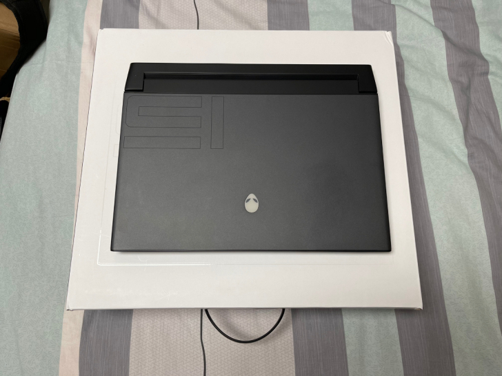 特价外星人M15R4 i7独显3060 电...