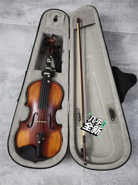 小提琴，型号，适合10岁以下的孩子用。孩子...