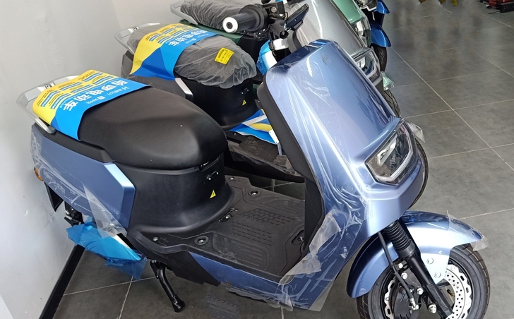 全新的哈啰电动车C21－BK，GPS定位，...