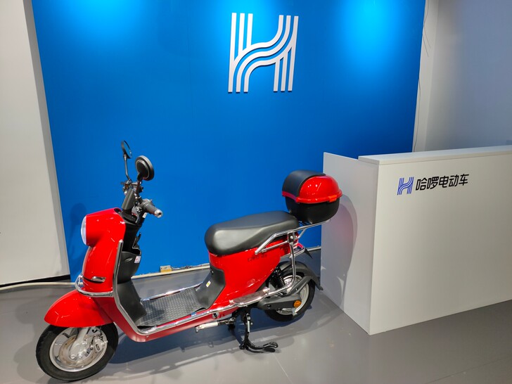 全新哈啰智能电动车E6，不用钥匙的电动车