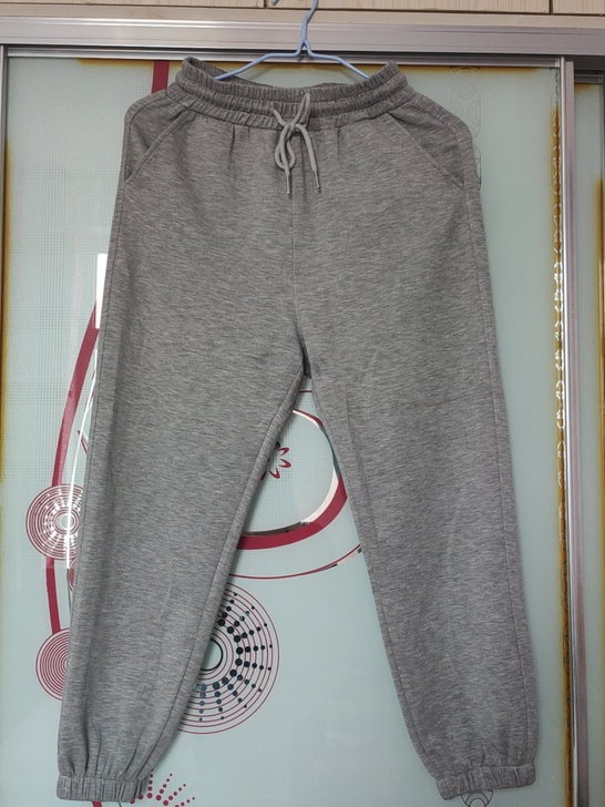 夏季运动裤女，质感超级好，版型很漂亮，不变...