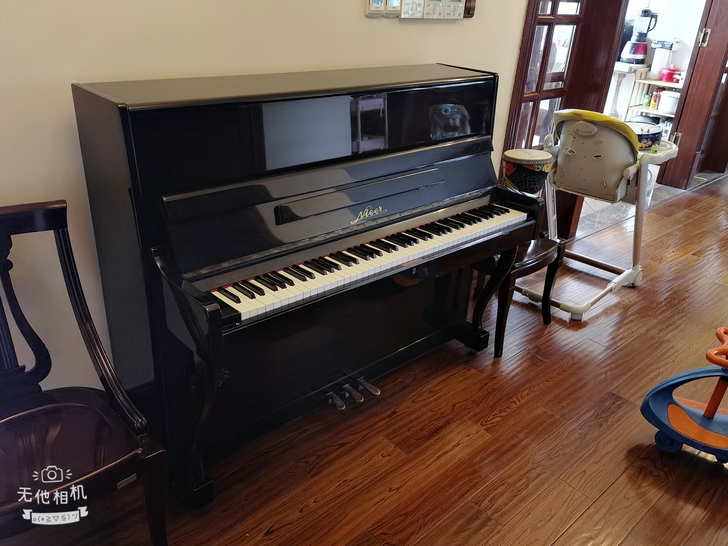 聂耳钢琴3500带走，含泪甩卖，放家里占地...