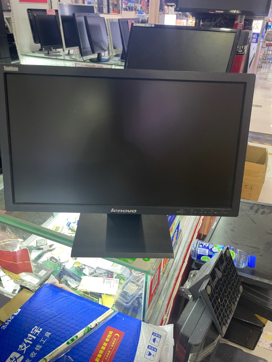 联想20寸LED液晶显示器，成色可以，无拆...