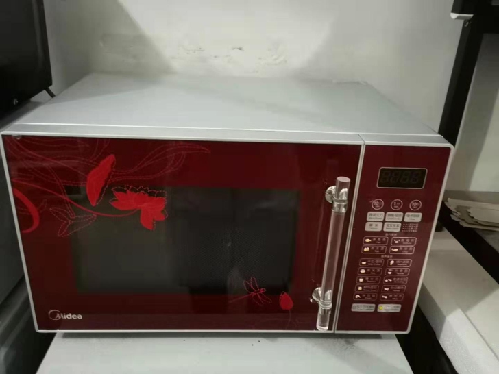 美的微波炉，功能全好的里外都非常干净，电脑...