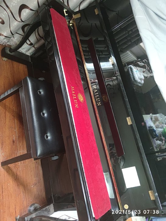 搬家出海伦经典系列钢琴，型号HU121C带...