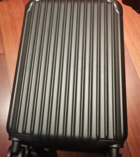 全新 博朗 旅行箱 登机箱 轻巧便携容量大