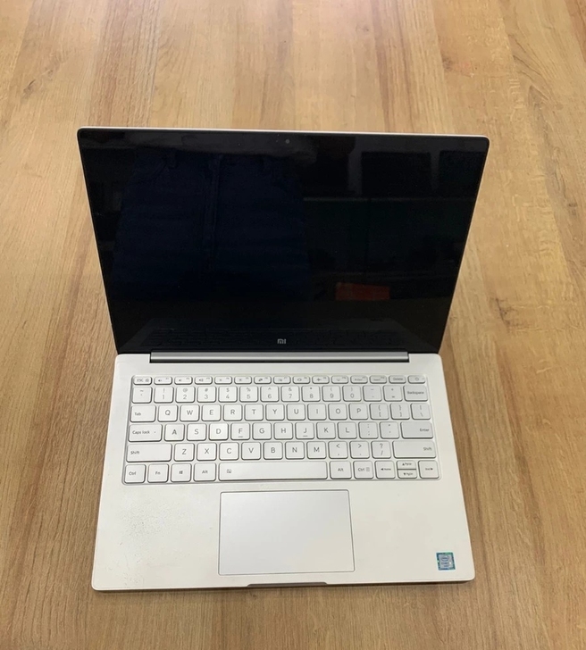 小米air13 六代i5 8g 256g，...