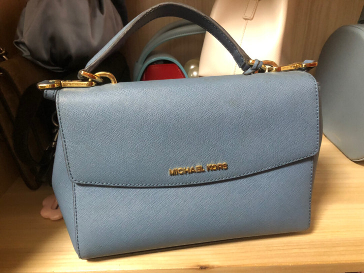 michael kors。mk女包ava单...