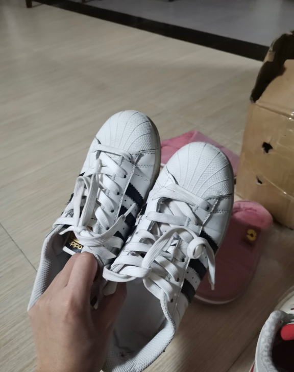 阿迪达斯板鞋经典贝壳头正品