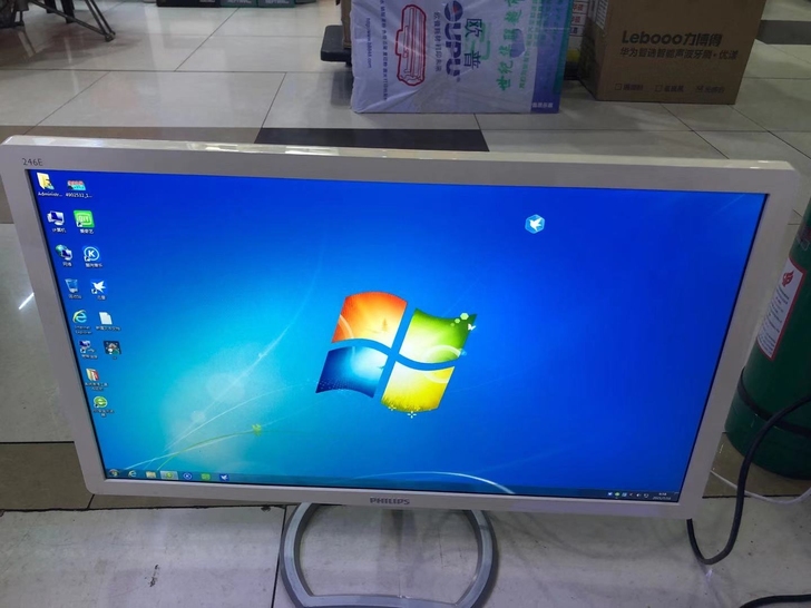 飞利浦246E  24显示器 三个接口hd...