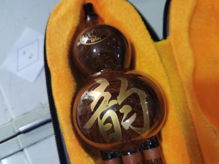 葫芦丝森雀大品牌原价一百多，初级C调没怎么...