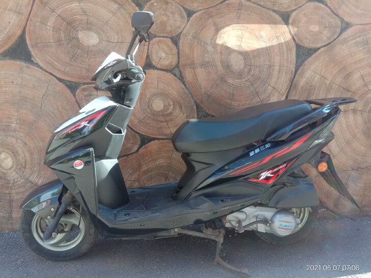 125排量踏板摩托车，2017年6月份购买...