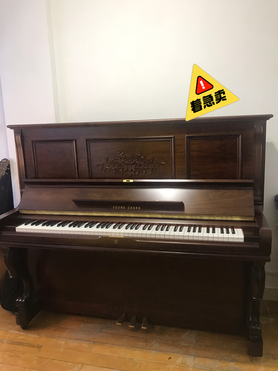 个人家用钢琴转让，纯进口原装韩国英昌钢琴，...