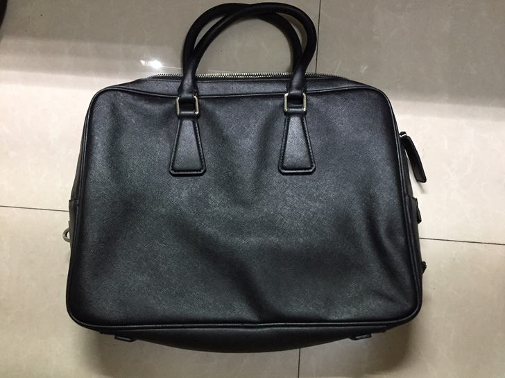 男士包包，全部是真皮的，成色实物拍摄，质量...