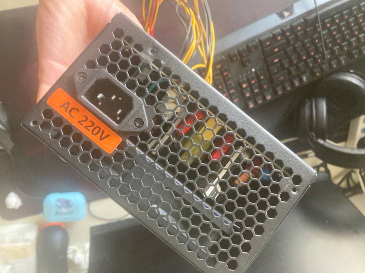 鑫谷500w电源，老电脑拆机，成色看图，厦...