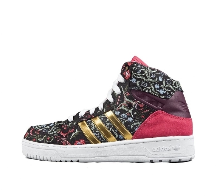 阿迪达斯三叶草正品35尺码