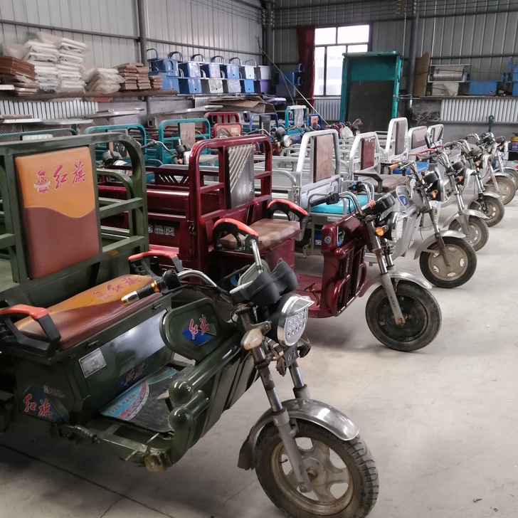 二手电动三轮车出售，有喜欢的联系我吧