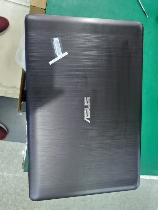 华硕X540S笔记本 全新的库存机，全新包...