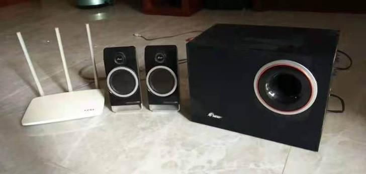 出一套电脑音响,电脑音箱