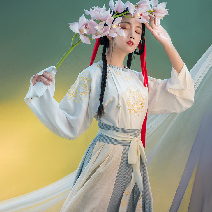 重回汉唐 民族装舞台装