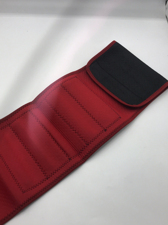 钢板护腰 健身护腰 钢板支撑