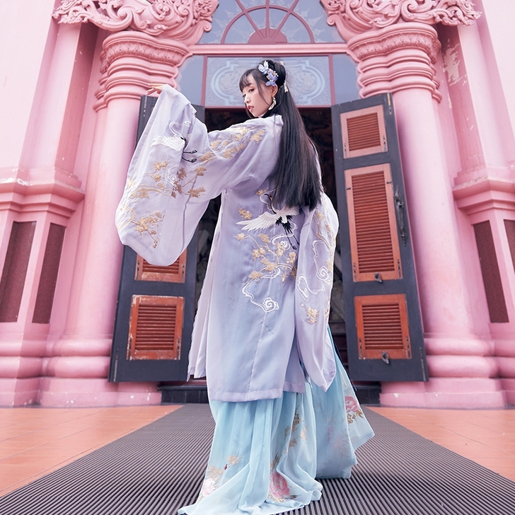 标价收十三余小豆蔻蓝花神祭大袖,l码,只要...