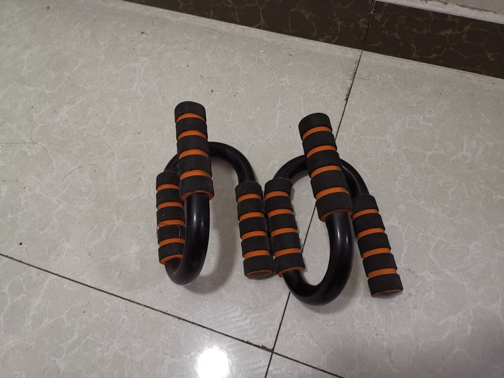 |S型俯卧撑支架 健身器材分类：S型俯卧撑...