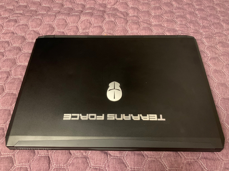 未来人类笔记本1070显卡,自用,配置如图...