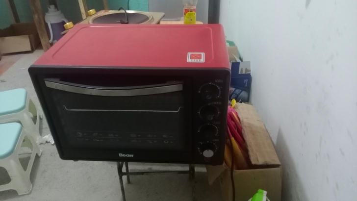 微波炉，功能全部都正常，在家里闲置着