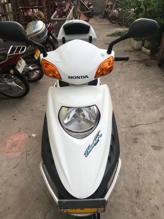 女装汽油踏板摩托车125发动机，全国物流发货