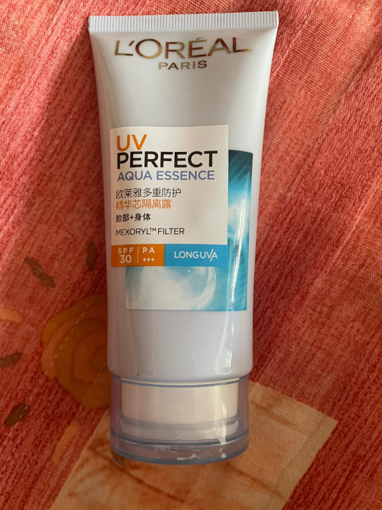 欧莱雅多重防护隔离露