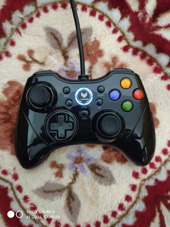 雷柏v600有线振动游戏手柄