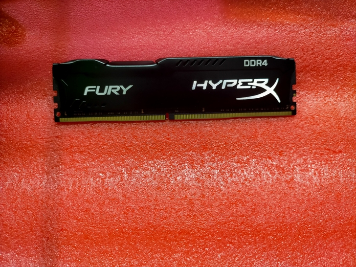 金士顿ddr4 3000 8g内存