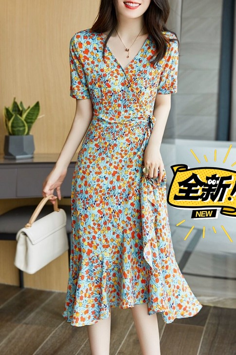 【限时抢购】雪纺碎花连衣裙女法式风情v领时...