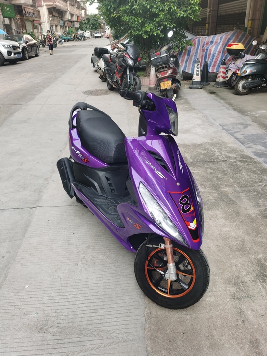 紫气东来,战神小鬼火,就开了几十公里,99...