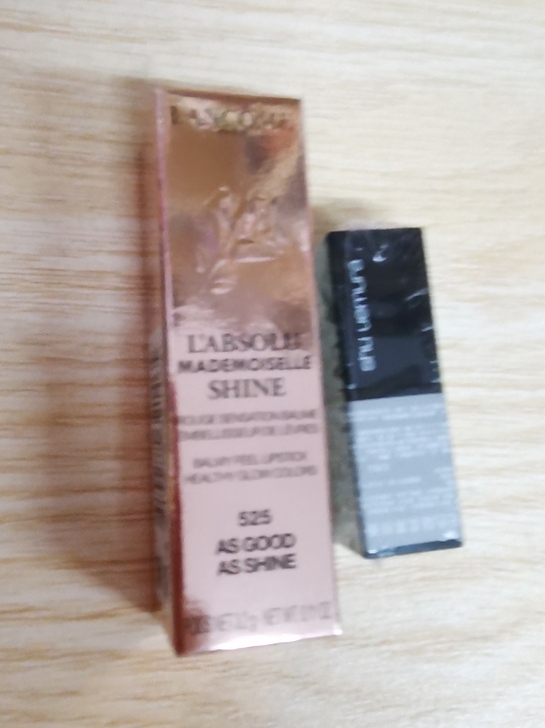 全新兰蔻菁纯莹亮纯色唇膏525，正装，日期...