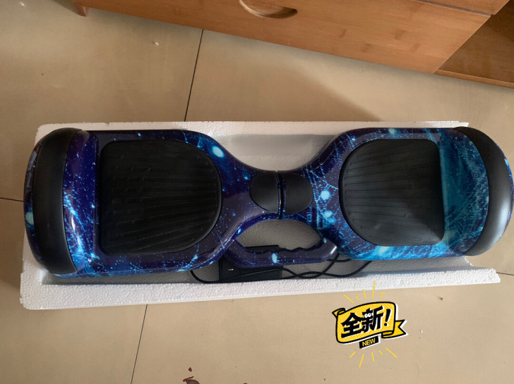 出售一台全新领奥平衡车，大人小孩都可骑行，...