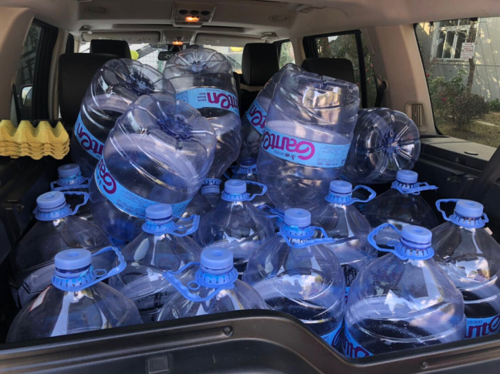 超级实用的15L水桶，有方便手提的把手，除...